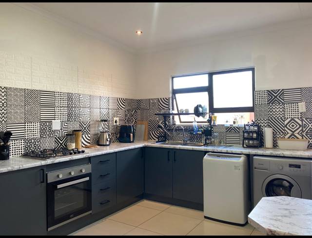3 BEDROOM TOWNHOUSE FOR SALE IN LIEFDE EN VREDE
